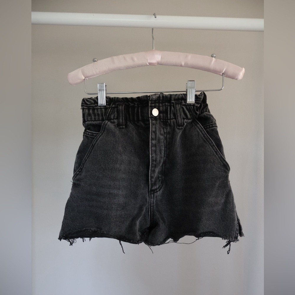 Vestique High-Rise Black Denim Paperbag Shorts Size Small Women’s